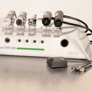 Le Cutometre® MPA 580 intègre dans son boitier un Sébumètre®SM 815 et 2 connecteurs pour